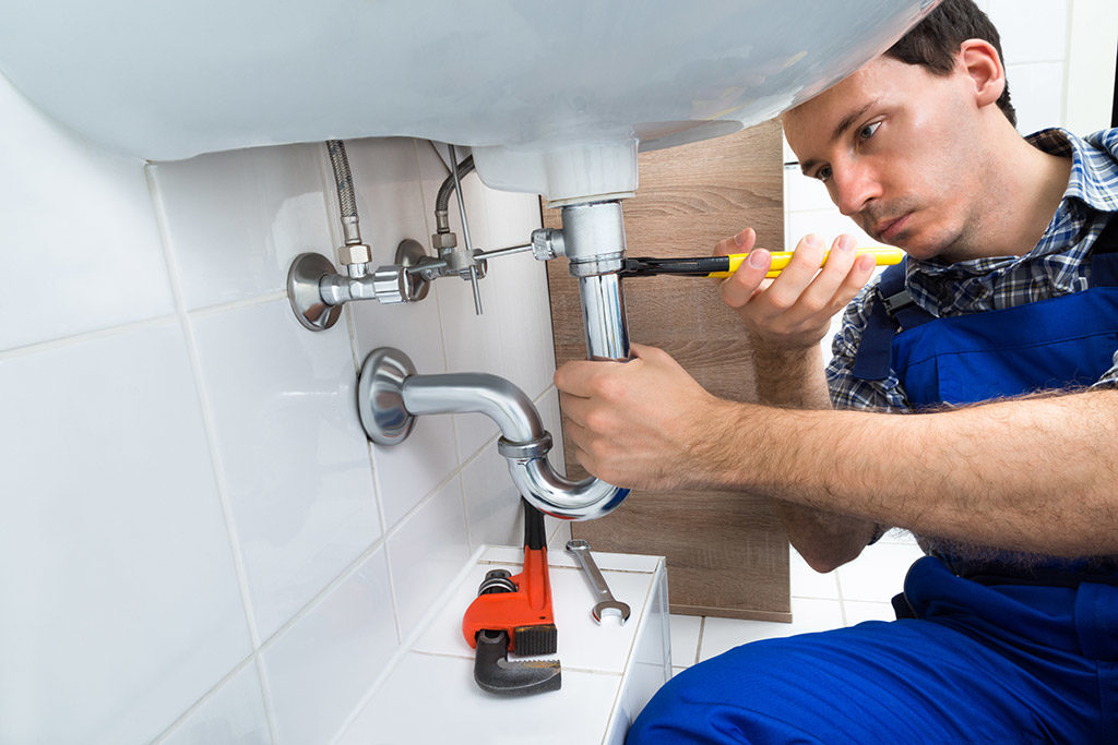 Best Emergency Plumber: Quick & Reliable Services 24/7