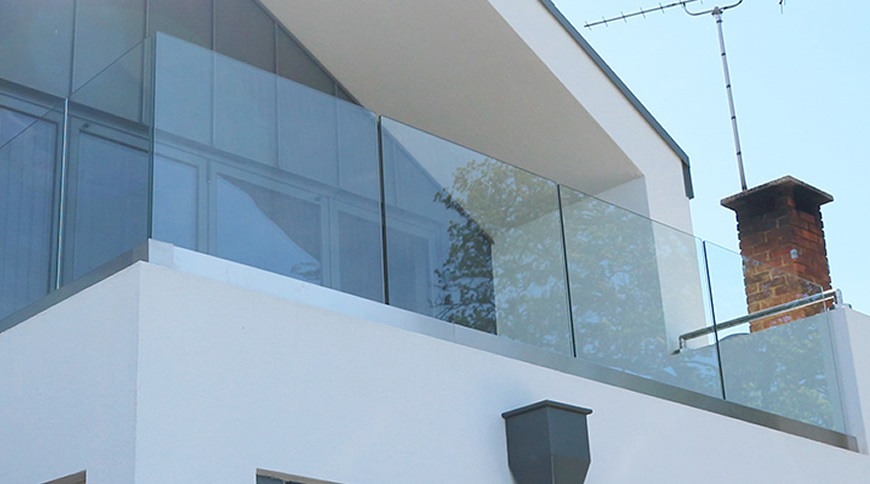 Easy Diy Glass Balustrades For Stylish Home Renovations