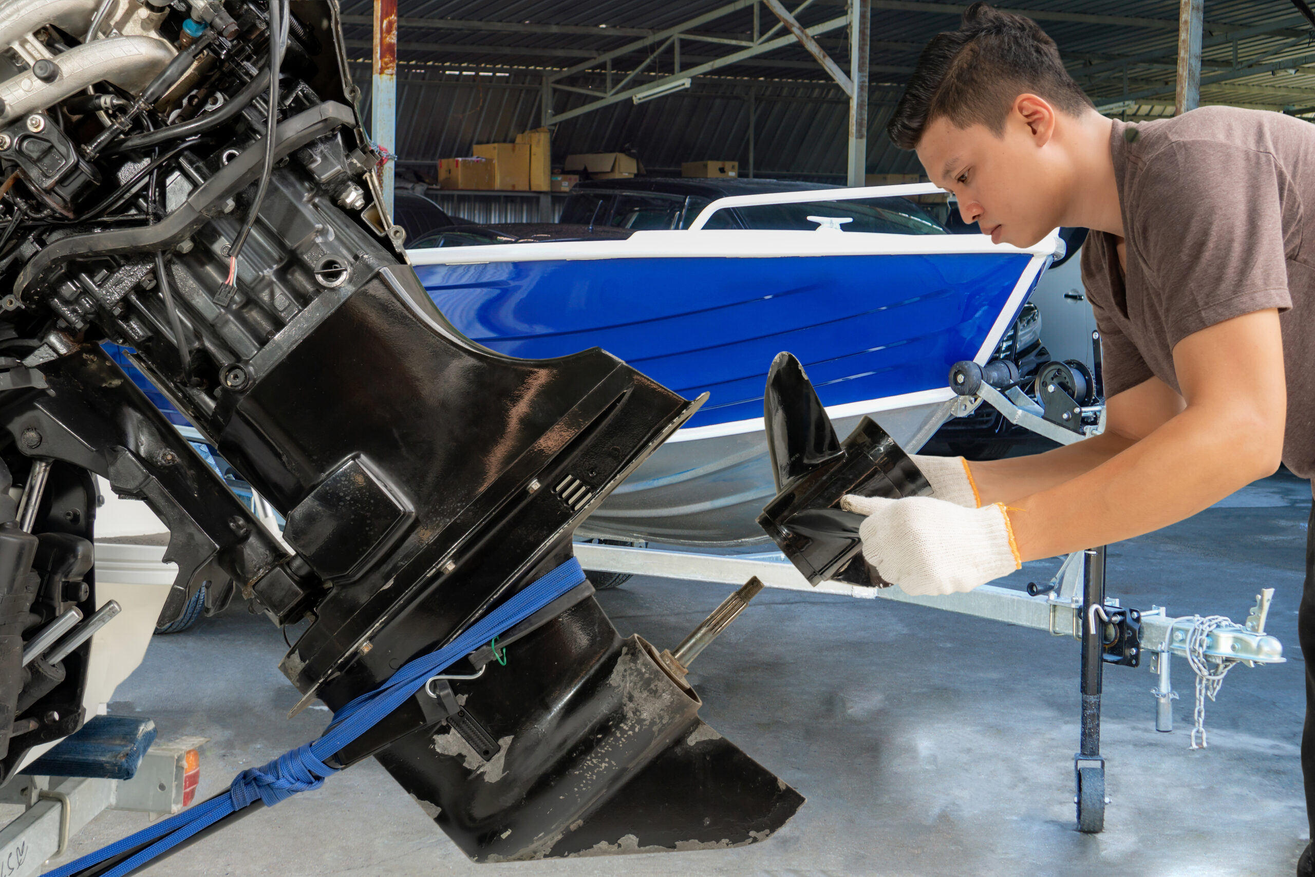 Top Tips For Mobile Outboard Mechanics